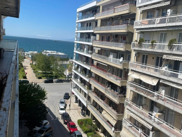 Ν Παραλία πωλείται διαμέρισμα 140τμ