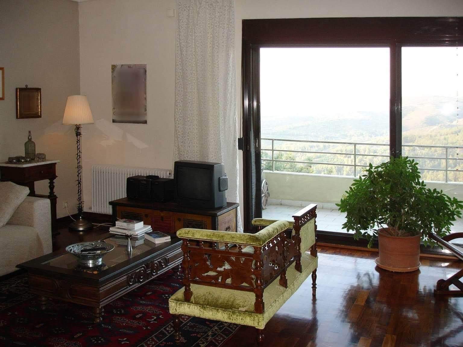 Πανόραμα πωλείται διαμέρισμα στο χωριό