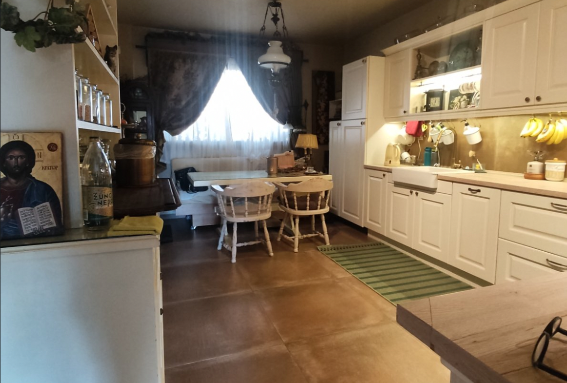 Θέρμη πωλείται flat μονοκατοικία 180τμ